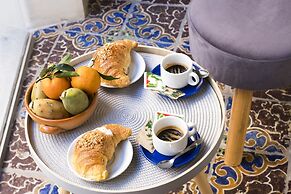 ZIBIBBO SUITES & ROOMS - Aparthotel in Centro Storico a Trapani