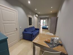 ZIBIBBO SUITES & ROOMS - Aparthotel in Centro Storico a Trapani