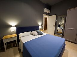 ZIBIBBO SUITES & ROOMS - Aparthotel in Centro Storico a Trapani