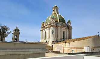 ZIBIBBO SUITES & ROOMS - Aparthotel in Centro Storico a Trapani