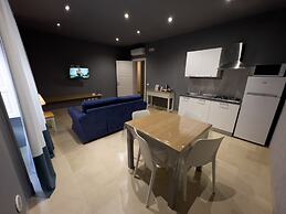 ZIBIBBO SUITES & ROOMS - Aparthotel in Centro Storico a Trapani