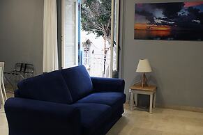 ZIBIBBO SUITES & ROOMS - Aparthotel in Centro Storico a Trapani