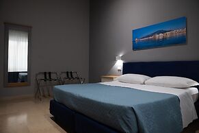 ZIBIBBO SUITES & ROOMS - Aparthotel in Centro Storico a Trapani