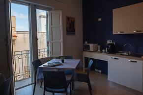 ZIBIBBO SUITES & ROOMS - Aparthotel in Centro Storico a Trapani