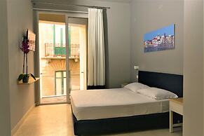 ZIBIBBO SUITES & ROOMS - Aparthotel in Centro Storico a Trapani