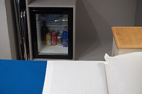 ZIBIBBO SUITES & ROOMS - Aparthotel in Centro Storico a Trapani