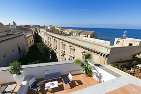 ZIBIBBO SUITES & ROOMS - Aparthotel in Centro Storico a Trapani