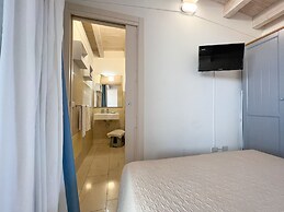 ZIBIBBO SUITES & ROOMS - Aparthotel in Centro Storico a Trapani