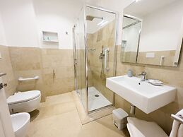 ZIBIBBO SUITES & ROOMS - Aparthotel in Centro Storico a Trapani