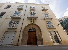 ZIBIBBO SUITES & ROOMS - Aparthotel in Centro Storico a Trapani