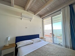 ZIBIBBO SUITES & ROOMS - Aparthotel in Centro Storico a Trapani