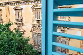 ZIBIBBO SUITES & ROOMS - Aparthotel in Centro Storico a Trapani