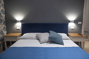 ZIBIBBO SUITES & ROOMS - Aparthotel in Centro Storico a Trapani