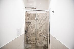 ZIBIBBO SUITES & ROOMS - Aparthotel in Centro Storico a Trapani