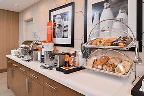 Hampton Inn & Suites St. Paul Oakdale/Woodbury