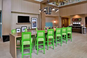 Hampton Inn & Suites St. Paul Oakdale/Woodbury