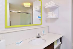 Hampton Inn & Suites St. Paul Oakdale/Woodbury