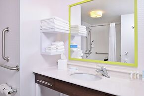 Hampton Inn & Suites St. Paul Oakdale/Woodbury