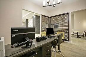 Homewood Suites by Hilton Raleigh Cary I-40