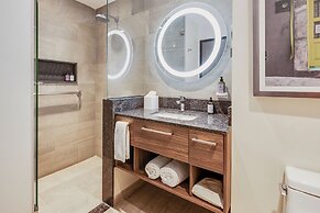 Fiesta Inn Suites Aeropuerto del Bajío