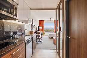 Fiesta Inn Suites Aeropuerto del Bajío