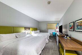Hampton Inn & Suites Pryor