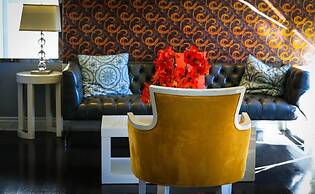 L.A. Sky Boutique Hotel