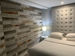 L.A. Sky Boutique Hotel