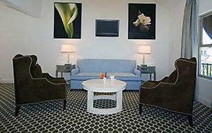 L.A. Sky Boutique Hotel