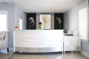 L.A. Sky Boutique Hotel