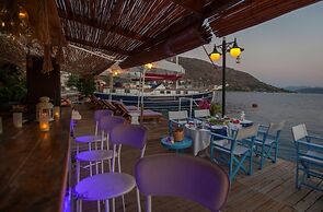 Dolphin Boutique Hotel