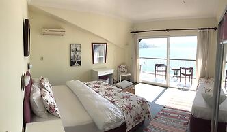 Dolphin Boutique Hotel