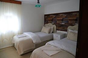 Dolphin Boutique Hotel