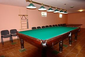 Lelux Hotel