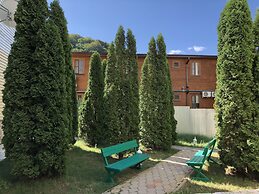 Lelux Hotel