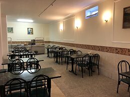 Lelux Hotel