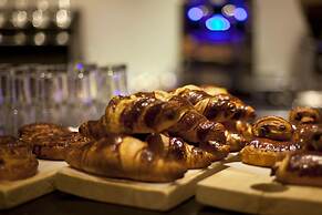 Skotel Amsterdam, Hotelschool The Hague