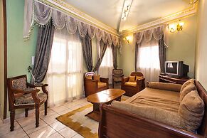 Oceanis Home & Voyages