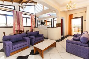 Oceanis Home & Voyages