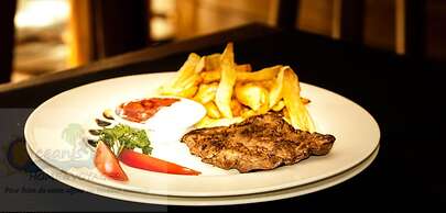 Oceanis Home & Voyages