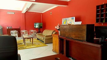 Oceanis Home & Voyages