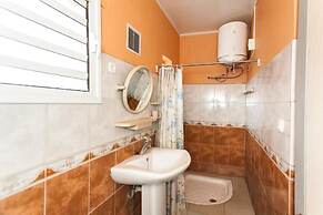 Oceanis Home & Voyages