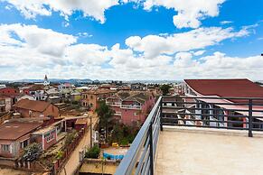 Oceanis Home & Voyages