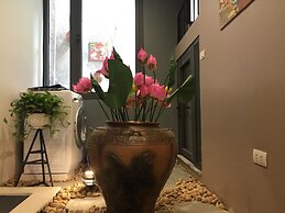 Unique Serviced Apartment