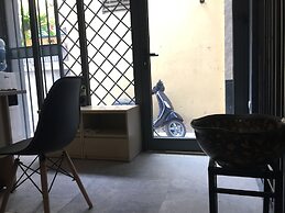 Unique Serviced Apartment