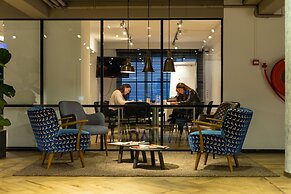 Skotel The Hague, Hotelschool The Hague