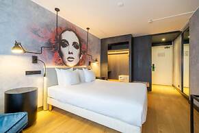 Skotel The Hague, Hotelschool The Hague