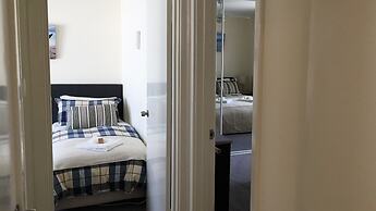 Applecross Village Apartment