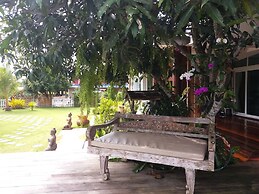 Mountain View Pool Villa Nakhonnayok