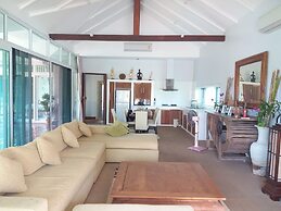 Mountain View Pool Villa Nakhonnayok